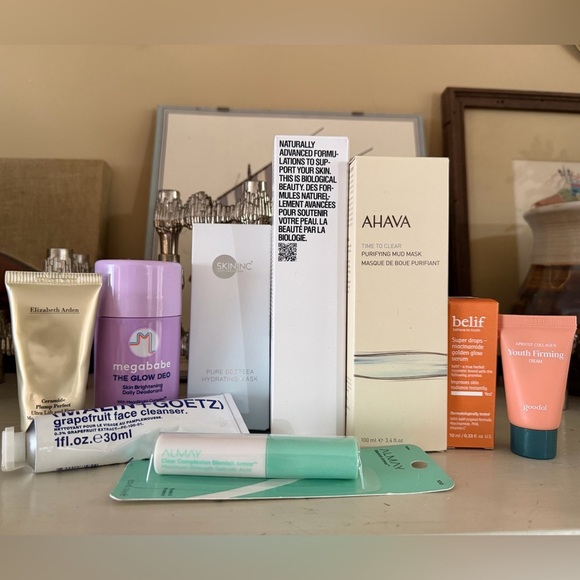 Luxury 9 piece Skincare & Body Care Bundle: New & Sealed